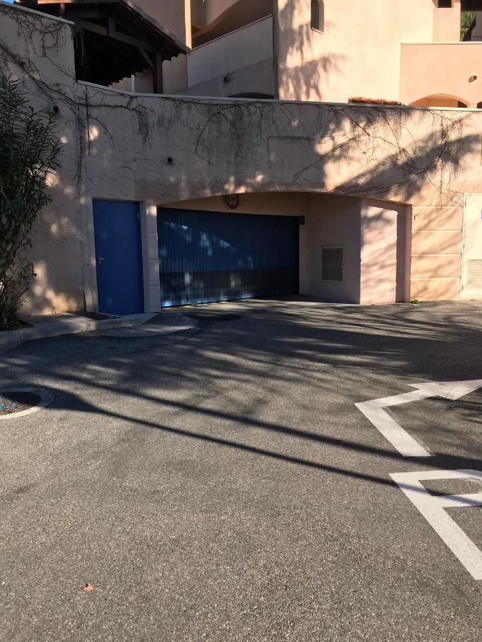 Superbe T1 Duplex,vue * La Croix-Valmer